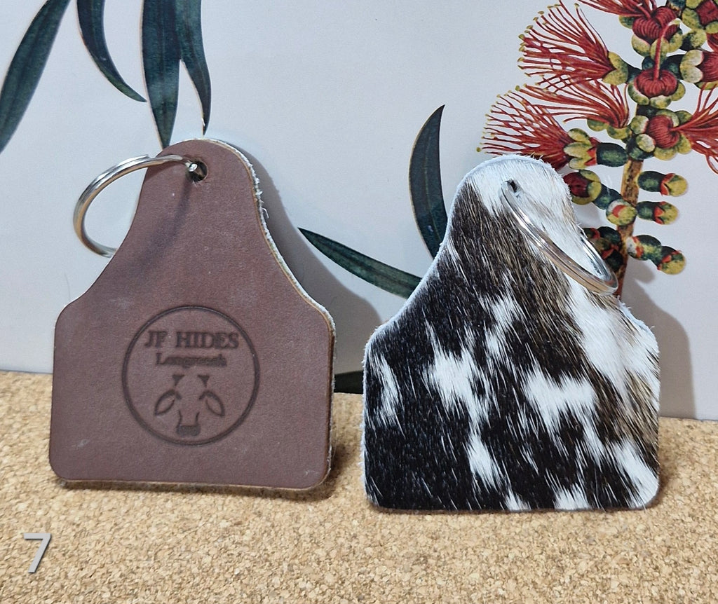 Cowhide Tag keyring KR_07