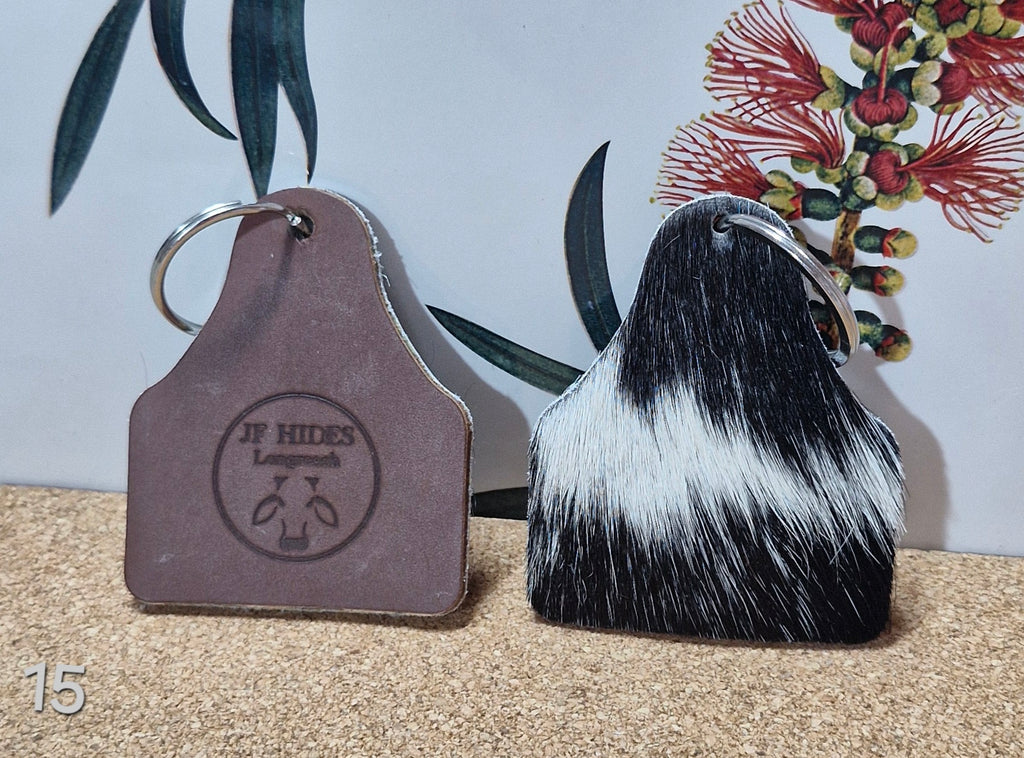 Cowhide Tag keyring KR_15