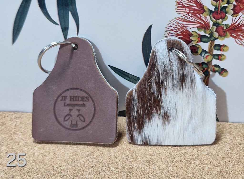 Cowhide Tag keyring KR_25
