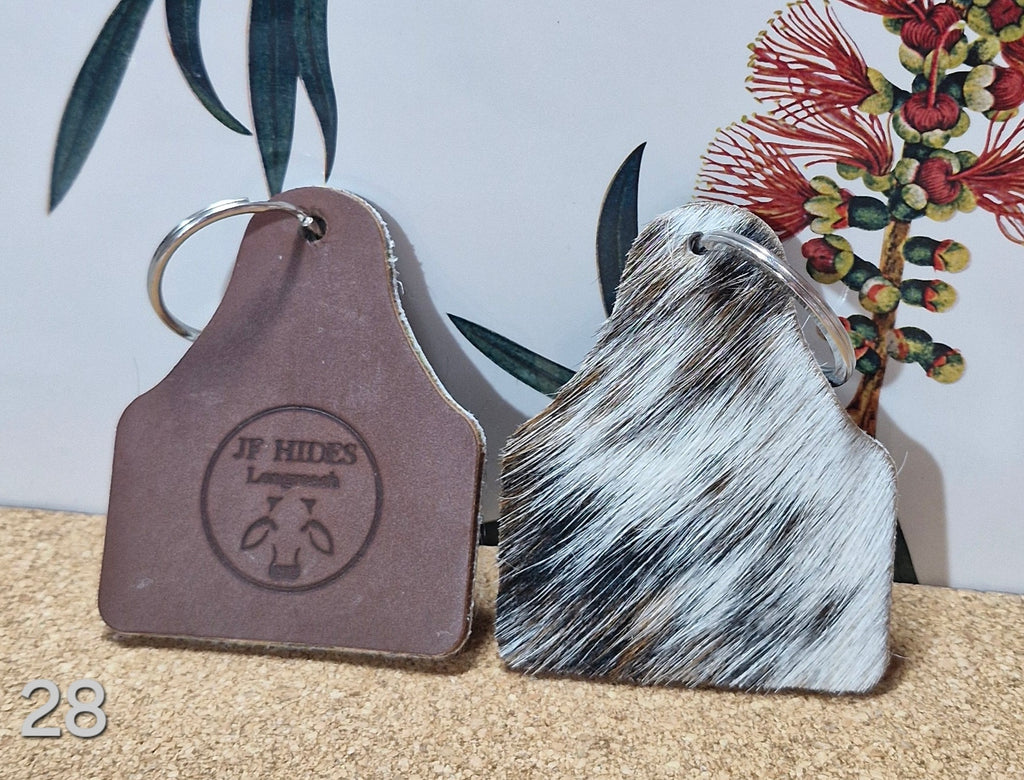 Cowhide Tag keyring KR_28