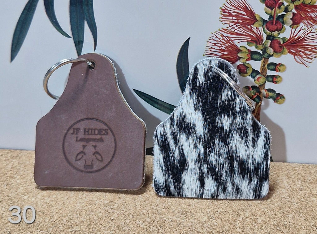 Cowhide Tag keyring KR_30