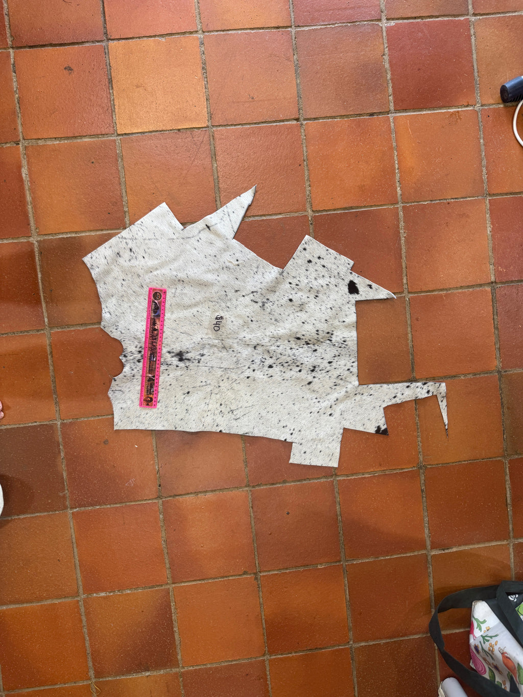 Genuine hide offcuts HO_18