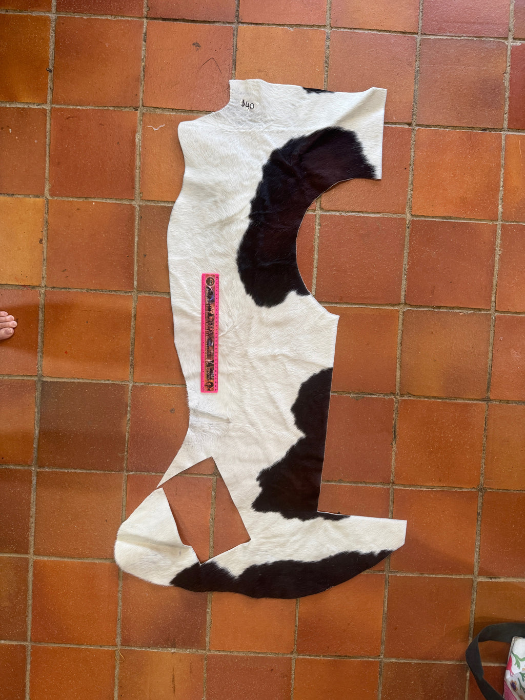 Genuine hide offcuts HO_19