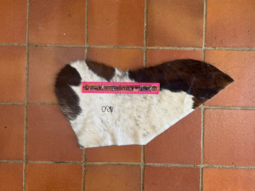 Genuine hide offcuts HO_24