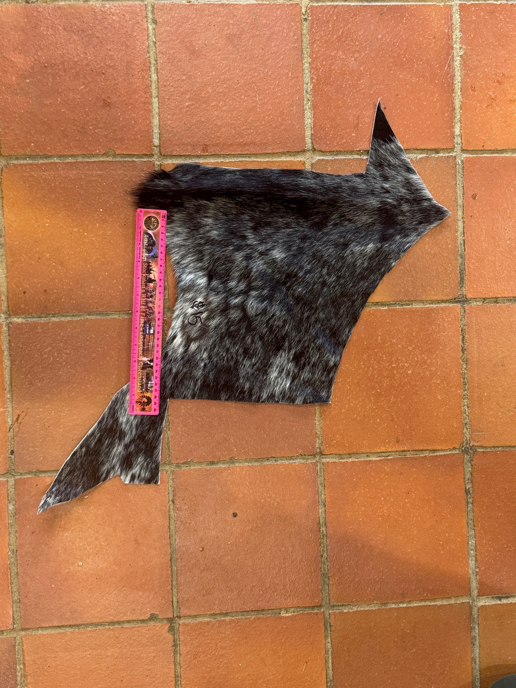 Genuine hide offcuts HO_26