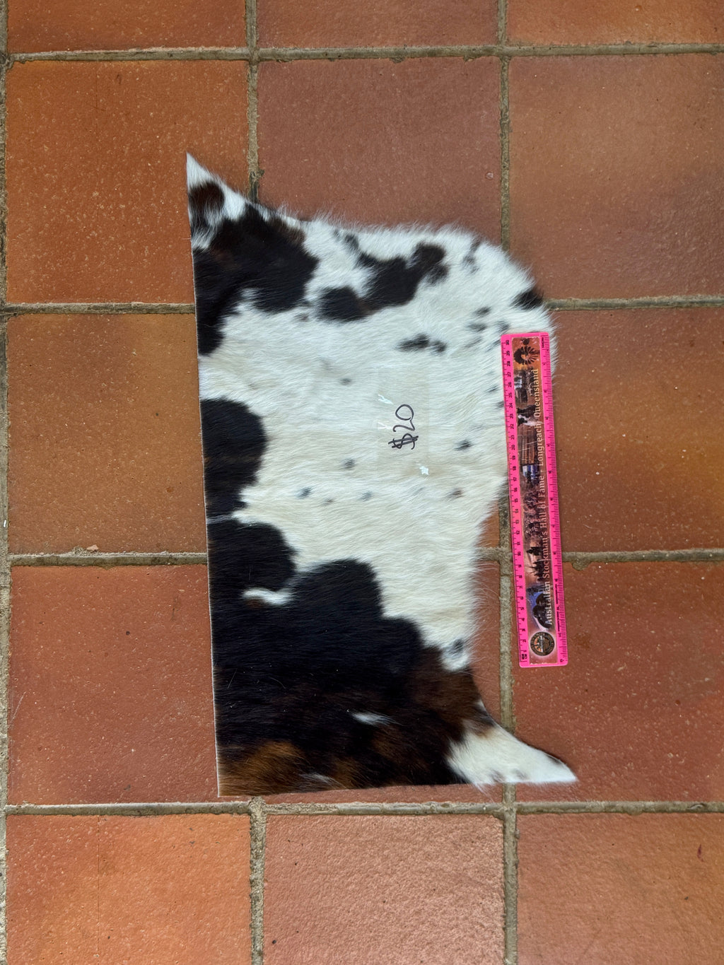 Genuine hide offcuts HO_36