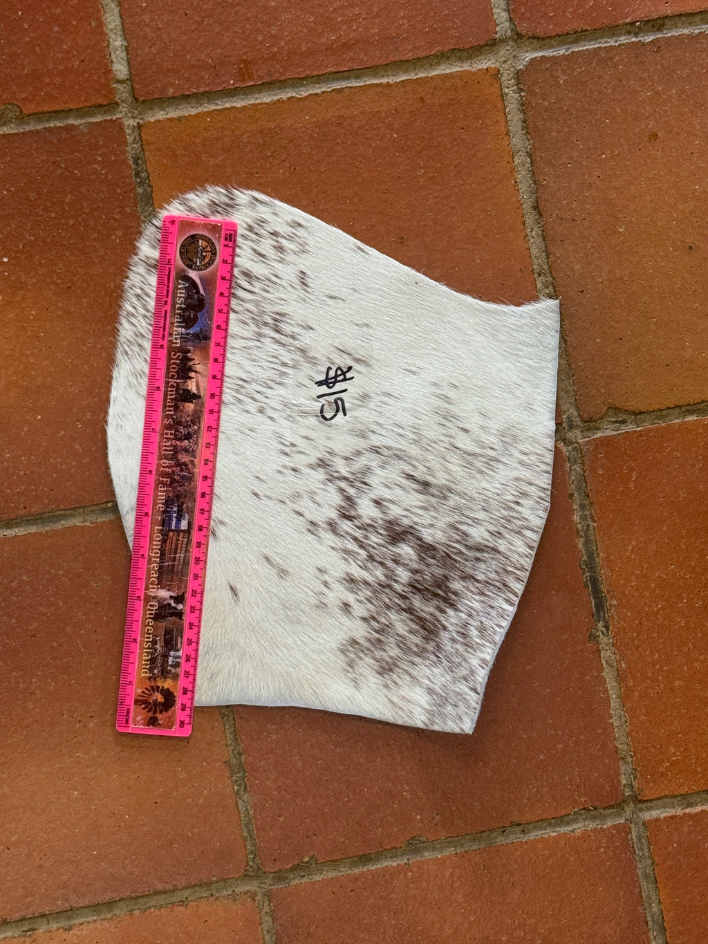 Genuine hide offcuts HO_39