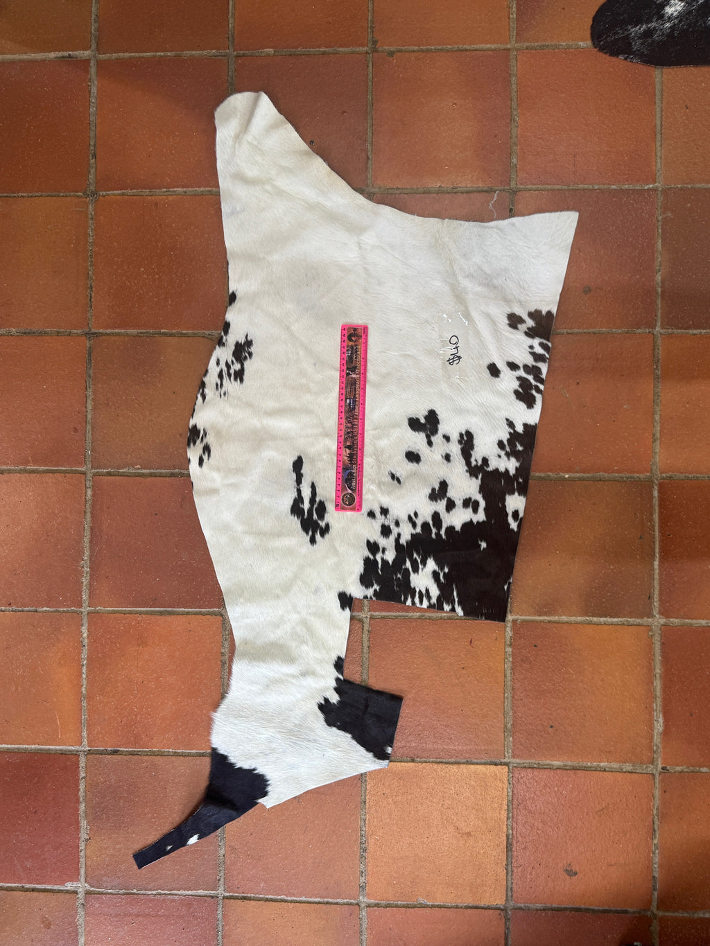 Genuine hide offcuts HO_49