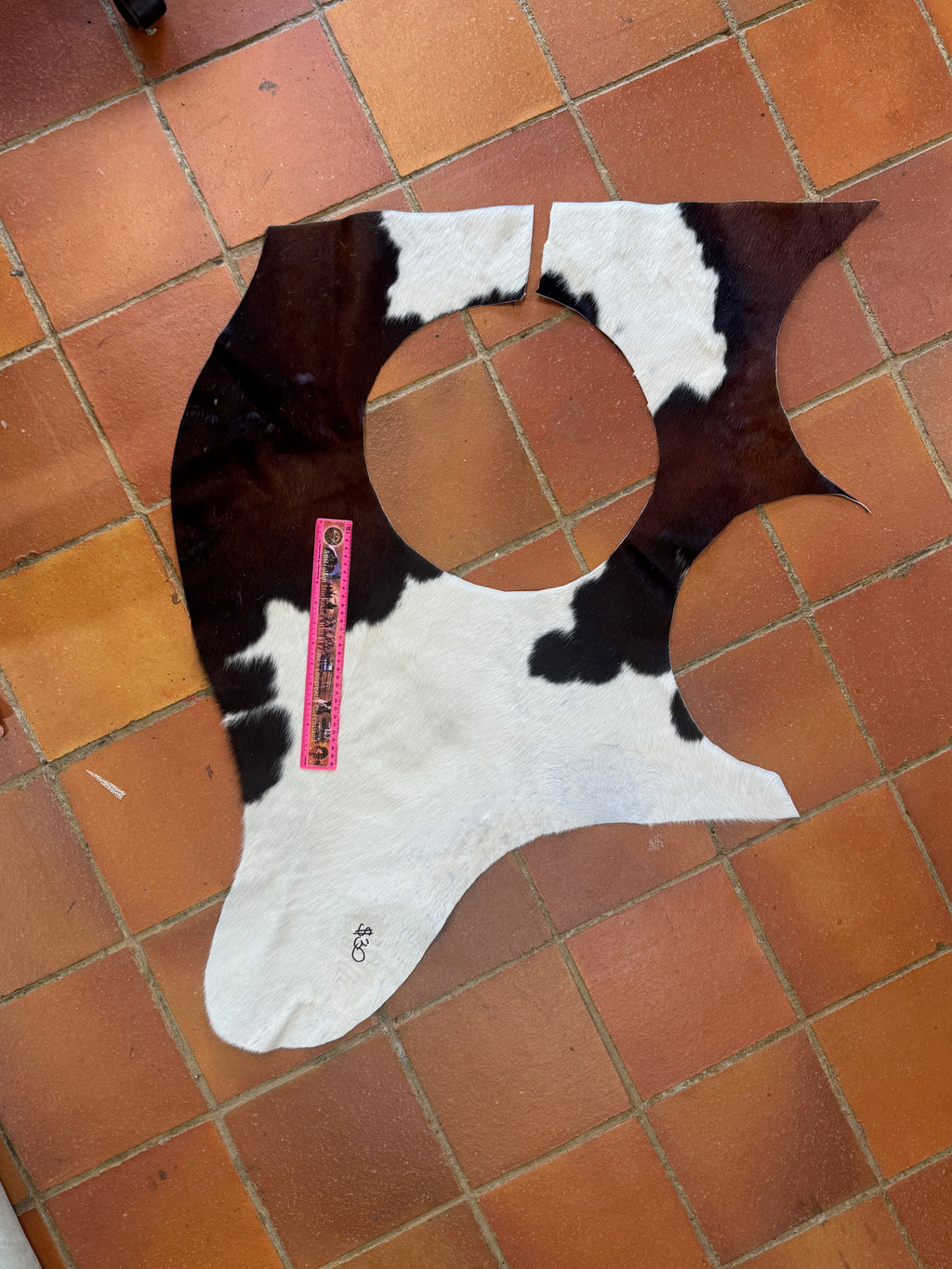 Genuine hide offcuts HO_51