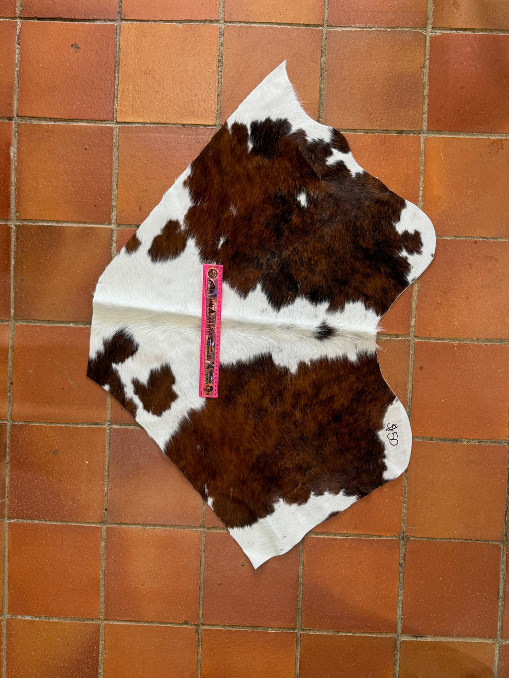 Genuine hide offcuts HO_65